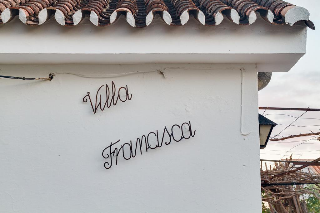 Villa Francisca Casasol เนร์คา ภายนอก รูปภาพ